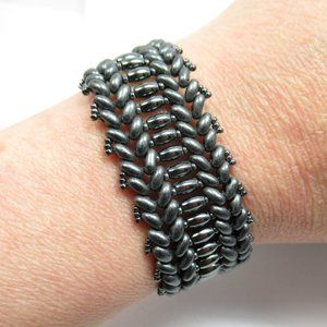 Hematite woven bracelet with button